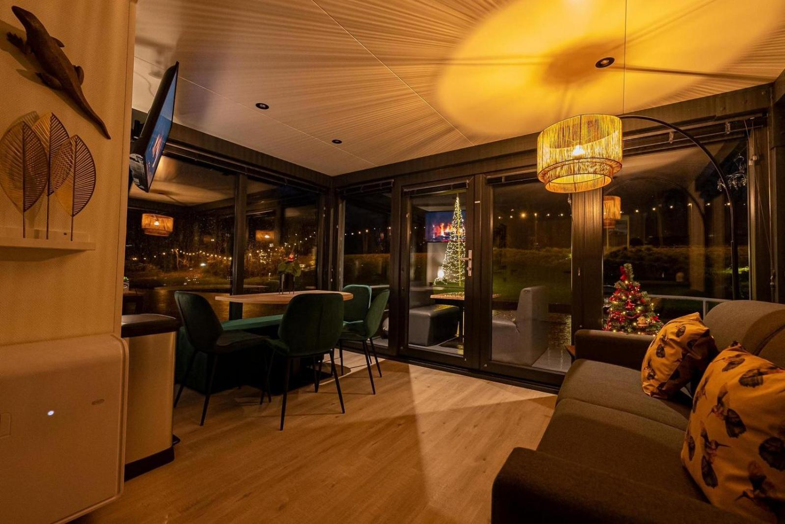 Houseboat Marina Mookerplas 4-6 Persons Plasmolen 외부 사진