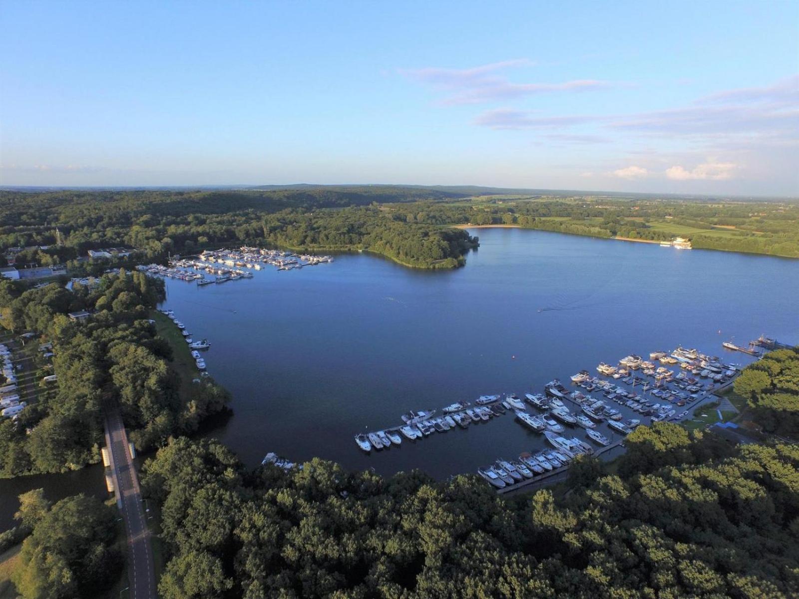 Houseboat Marina Mookerplas 4-6 Persons Plasmolen 외부 사진