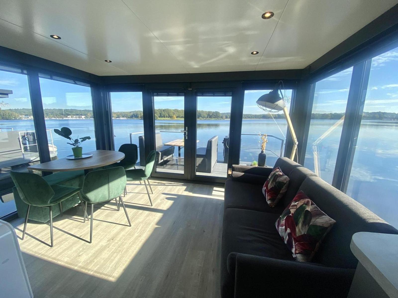 Houseboat Marina Mookerplas 4-6 Persons Plasmolen 외부 사진